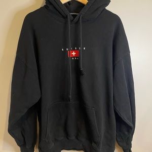 Brandy Melville suisse 1984 hoodie